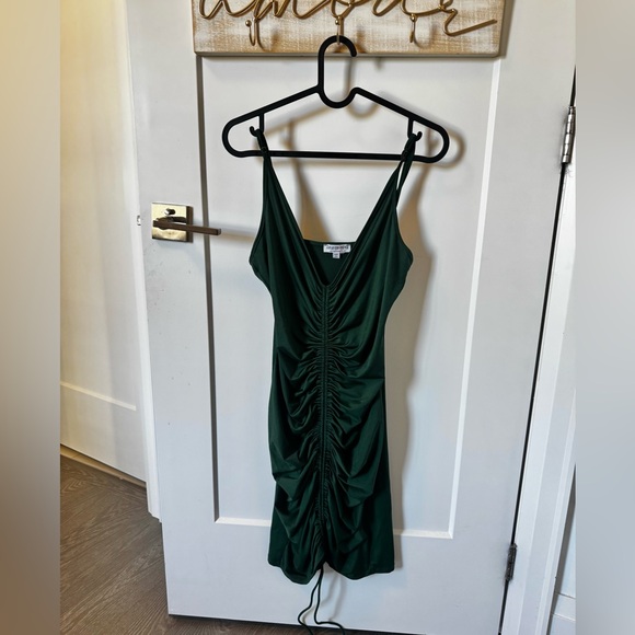 Fashion nova ruched dress size large - Picture 2 of 5